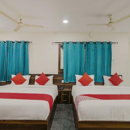 Neema Residency Hotel Anantapur Exterior photo